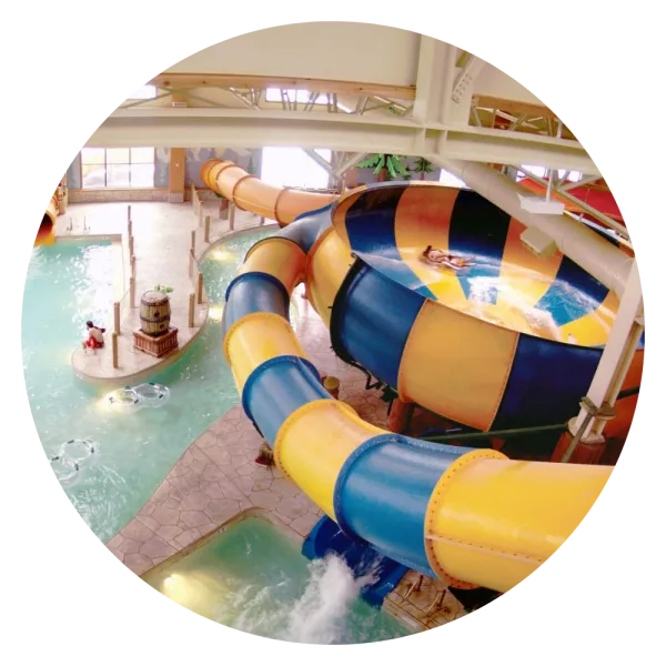 Photo of large water slides at indoor water park Great Wolf Lodge